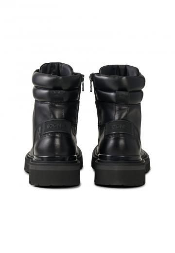 Ботинки на шнуровке