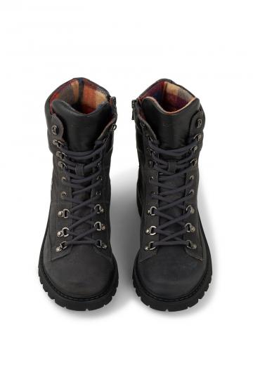 Зимние ботинки