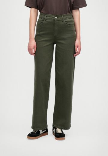 Клешеные джинсы