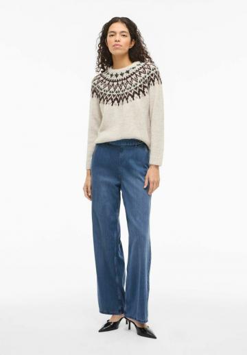 Клешеные джинсы