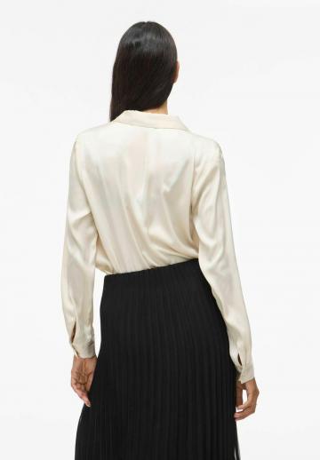 Атласная блузка