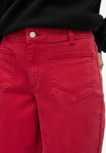 Прямые джинсы