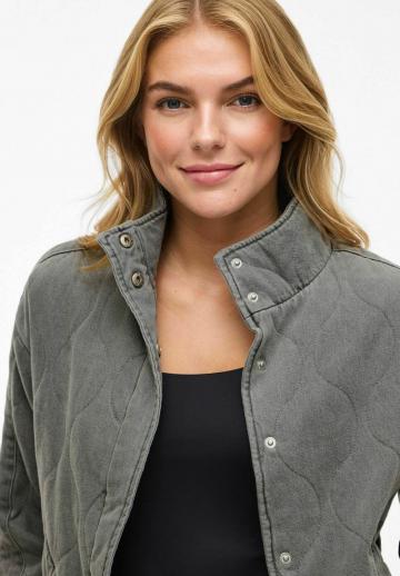 Джинсовая куртка