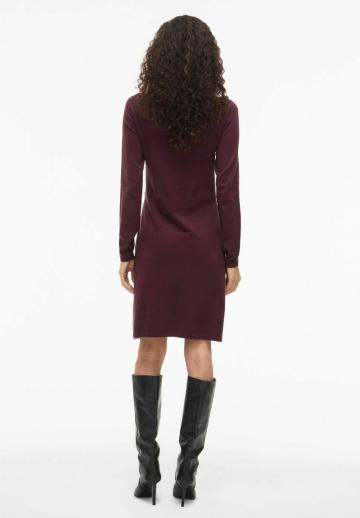 Вязаное платье