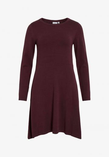 Вязаное платье