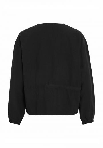 Куртка с накладнымит карманами