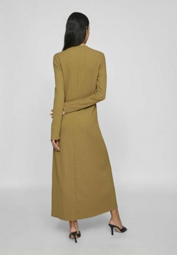 Вязаное платье