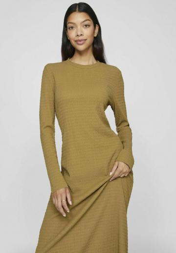 Вязаное платье