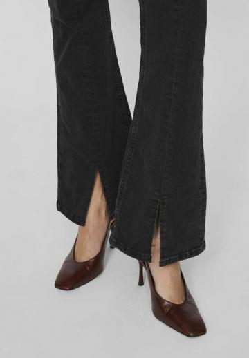 Клешеные брюки