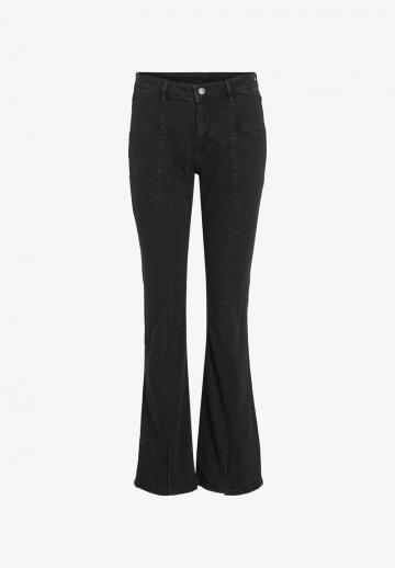 Клешеные брюки