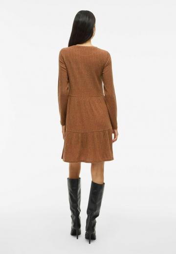 Вязаное платье