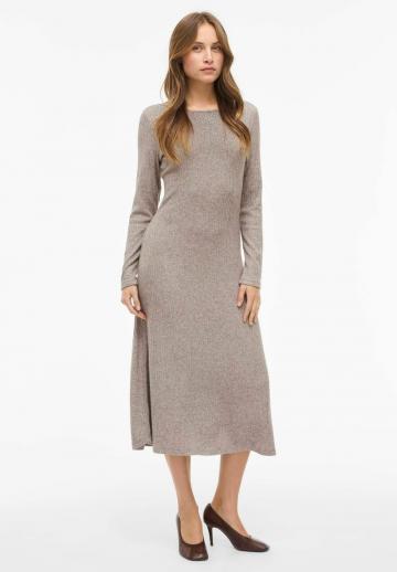 Вязаное платье