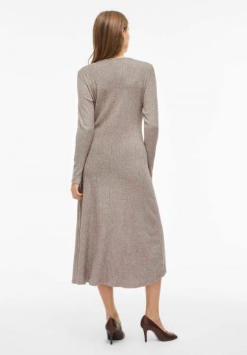 Вязаное платье