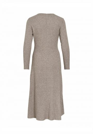 Вязаное платье