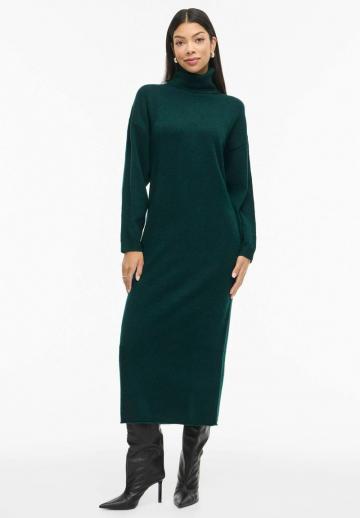 Вязаное платье