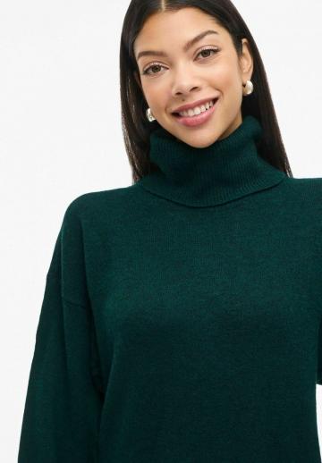 Вязаное платье