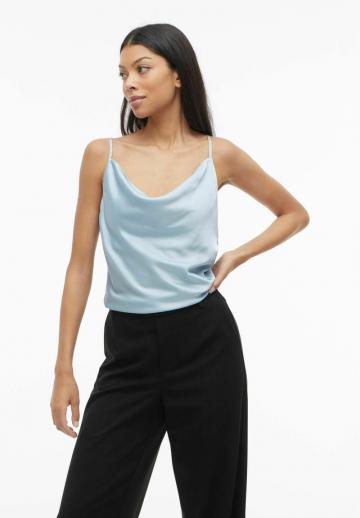 Топ на бретельках