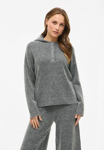 Пуловер с капюшоном