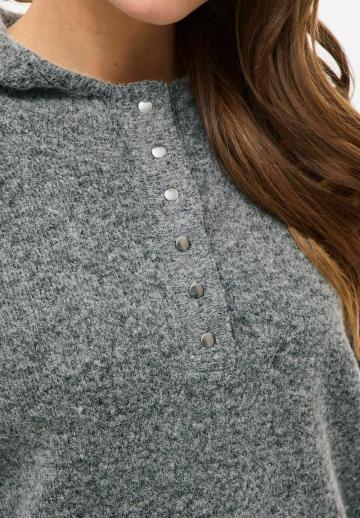 Пуловер с капюшоном