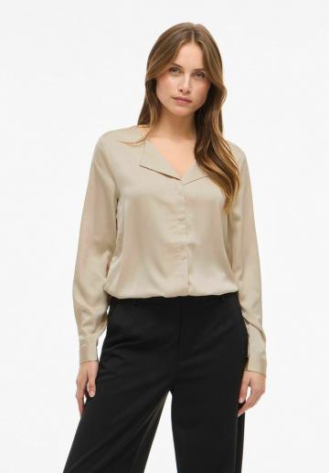 Атласная блузка