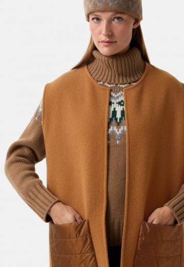 Длинный жилет