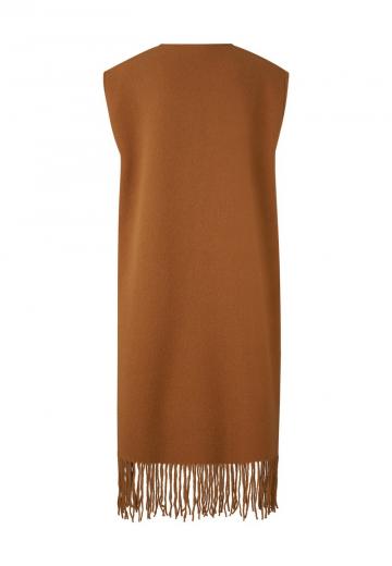 Длинный жилет