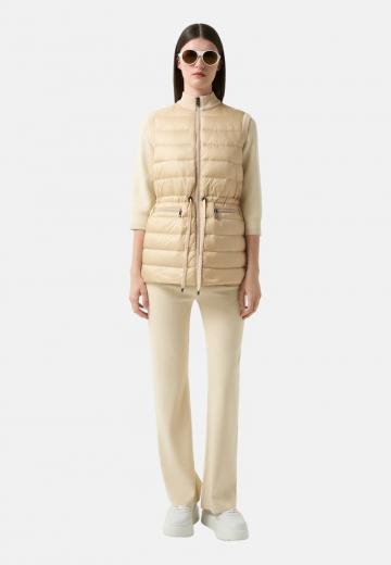 Пуховой жилет