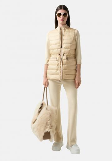 Пуховой жилет