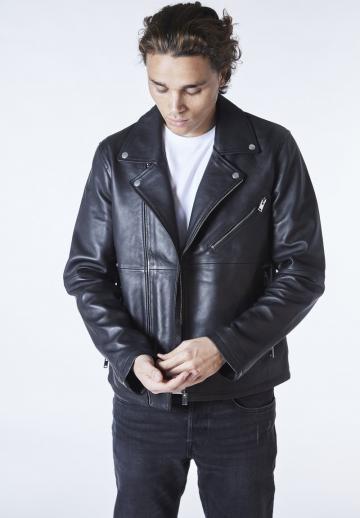 Кожаная куртка