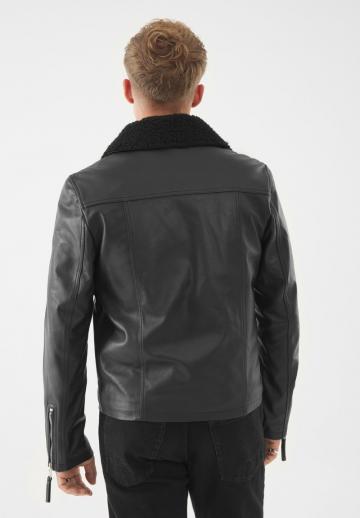 Кожаная куртка