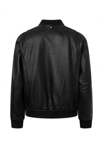 Куртка бомбер