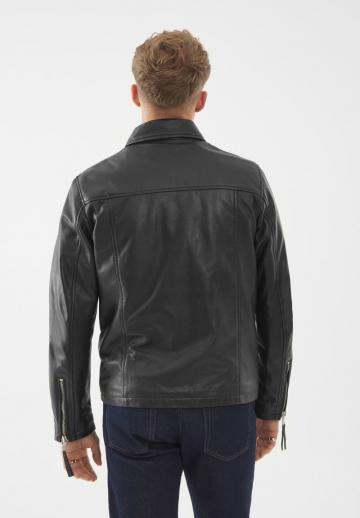 Кожаная куртка