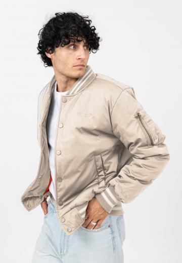 Куртка бомбер