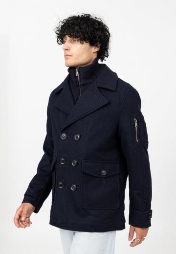 Короткое пальто