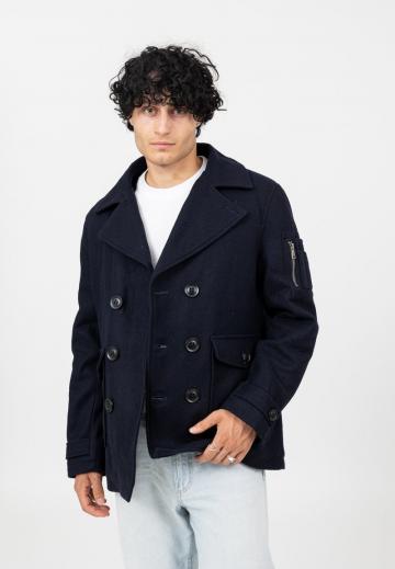 Короткое пальто