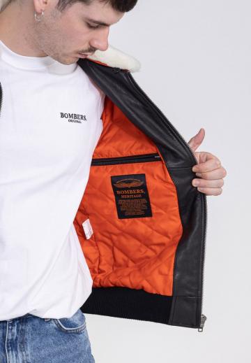 Куртка бомбер
