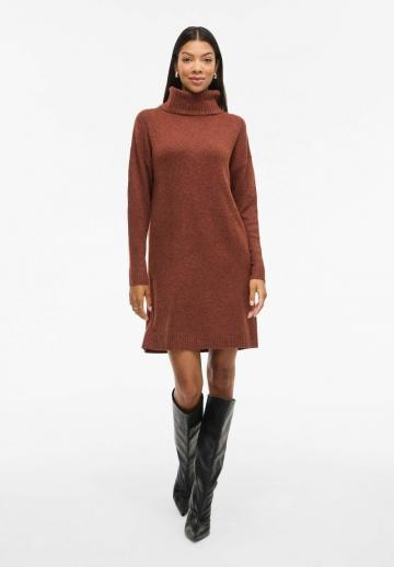 Вязаное платье