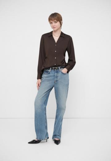 Атласная блузка