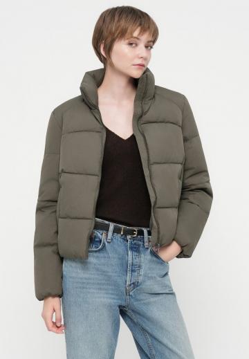 Зимняя куртка