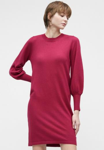 Вязаное платье