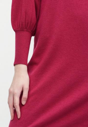 Вязаное платье