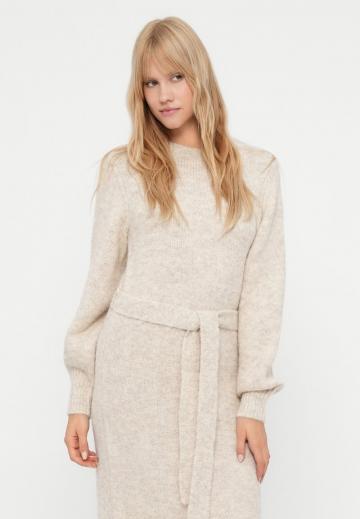 Вязаное платье