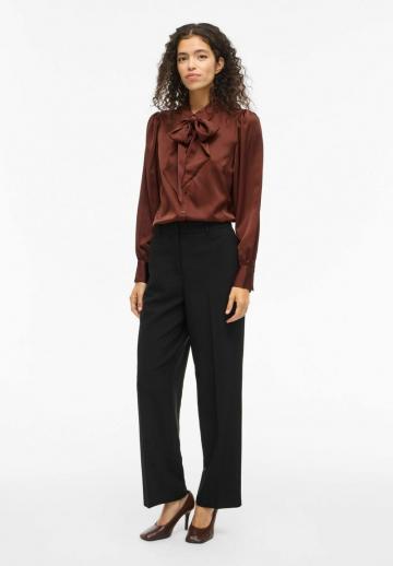 Атласная блузка