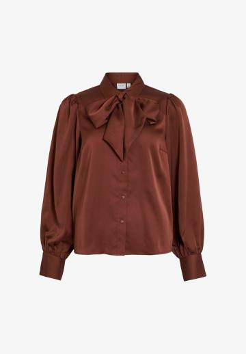 Атласная блузка