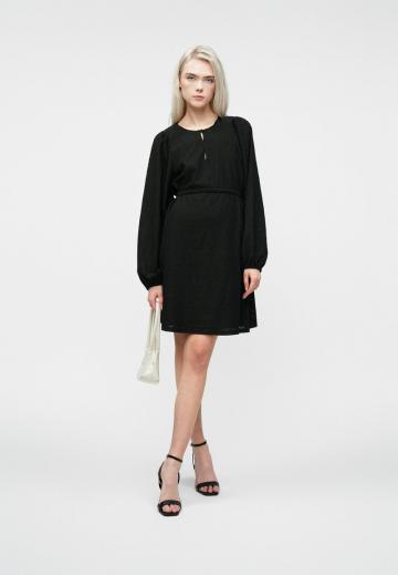 Короткое платье