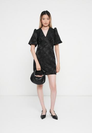 Коктейльное платье