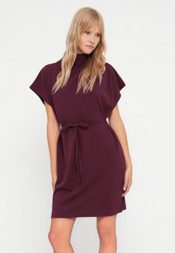 Короткое платье