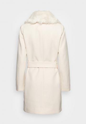 Шерстяное пальто