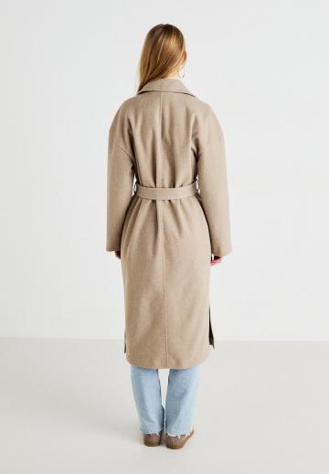 Шерстяное пальто