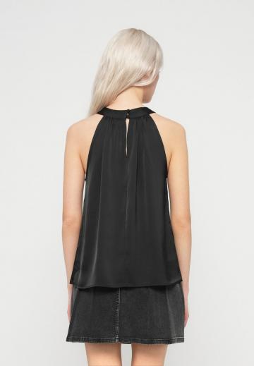 Блузка без рукавов